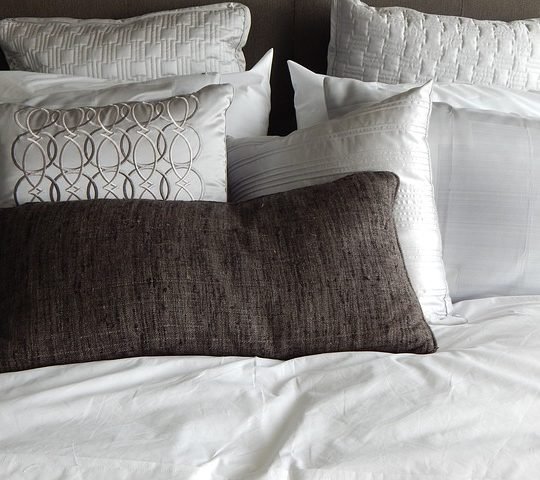 How to Clean A Pillow, For All Kind of Pillow-Fillings